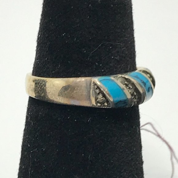 Turquoise and Marcasite Silver ring, Size 9 - Picture 2 of 7
